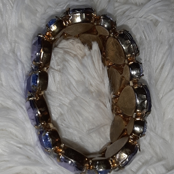 💙 Bejeweled Stretchy Bracelet - Picture 4 of 6